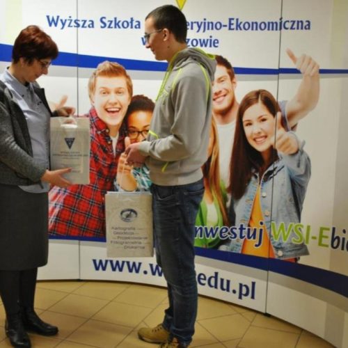Konkurs Geodezyjny w Wyższej Szkole Inżynieryjno-Ekonomicznej w Miłocinie. Autor: Jerzy Moskal